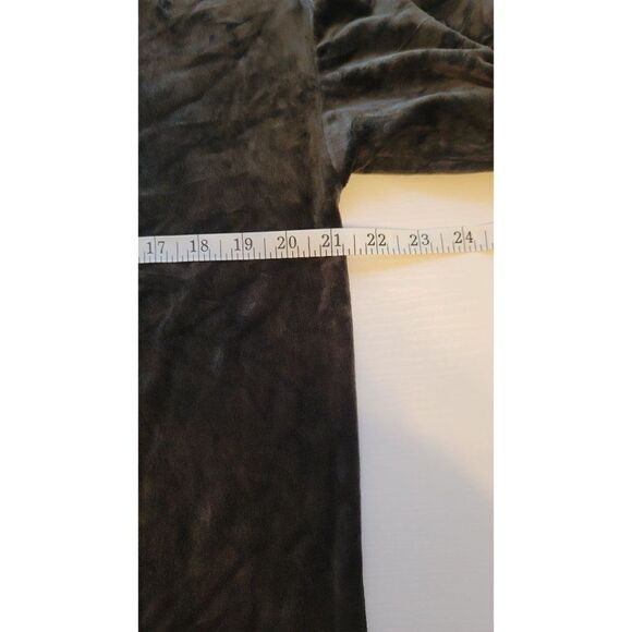 Muk Luks Original Velor Pajama Top - Picture 7 of 7